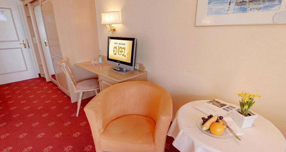 Hotel Engel Langenargen Oda fotoğraf